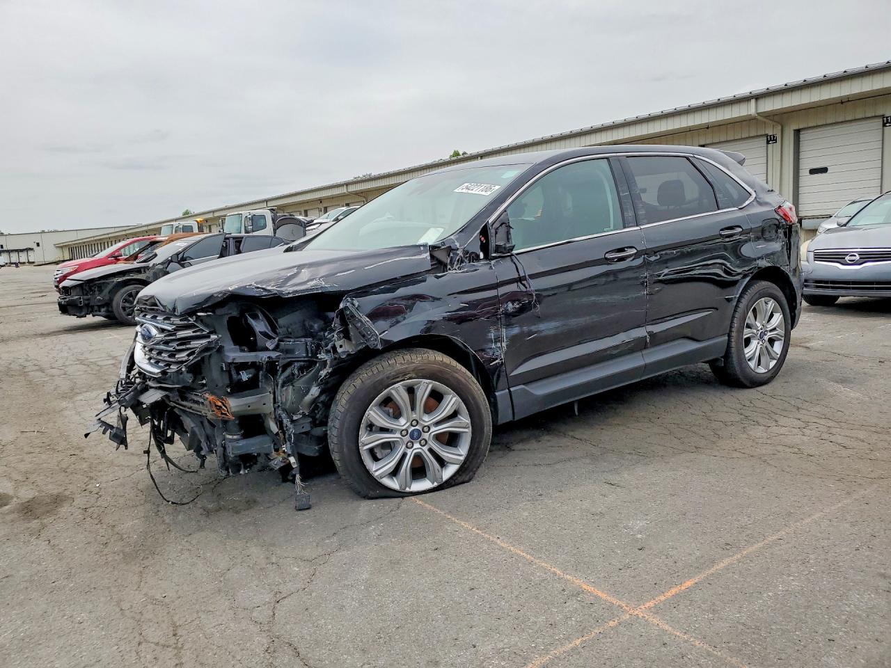 Salvage Ford Edge Image