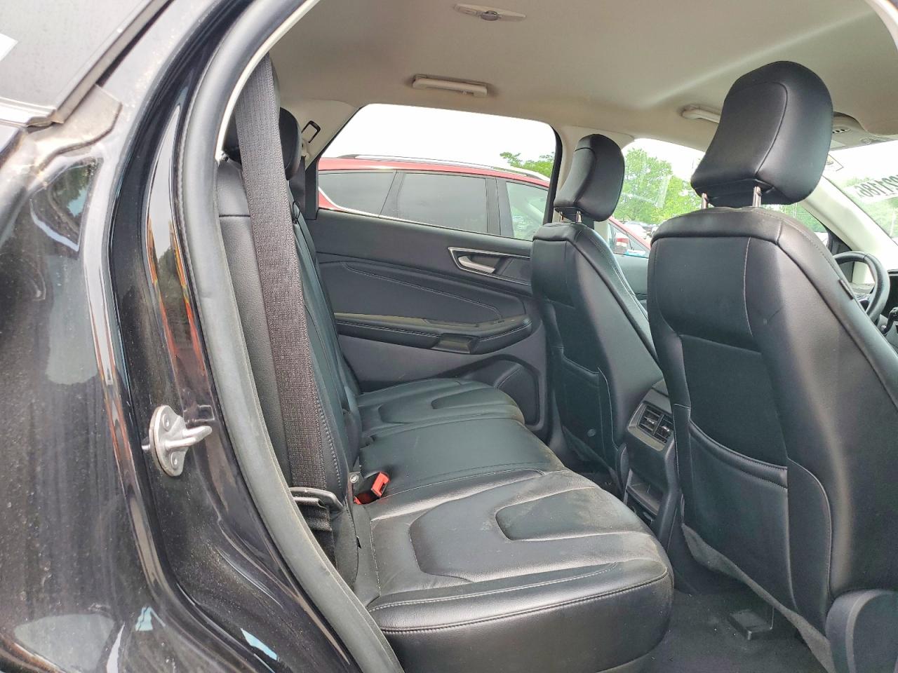 Ford Edge Titanium