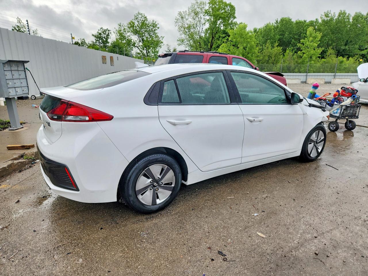 Hyundai Ioniq Blue