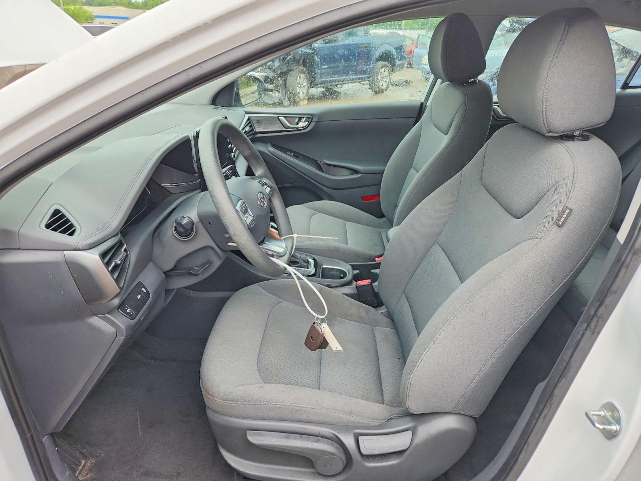 Hyundai Ioniq Blue