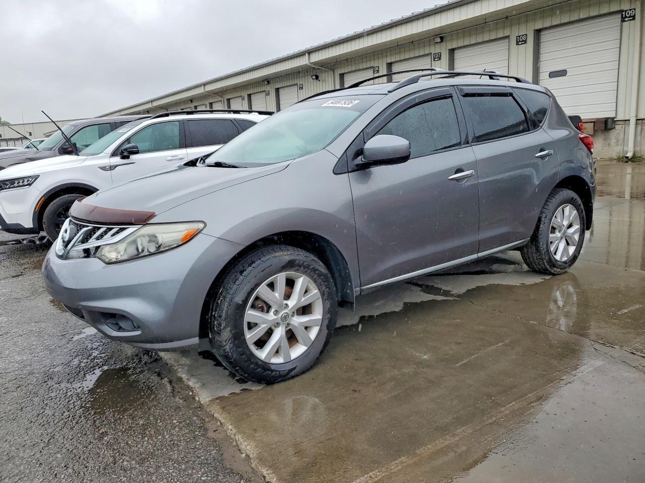 Salvage Nissan Murano Image