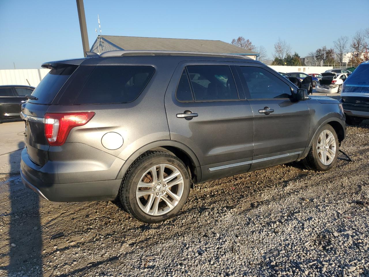 Ford Explorer Xlt