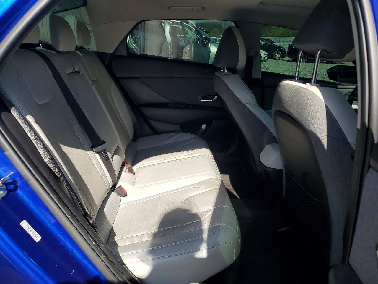 Hyundai ELANTRA Limited