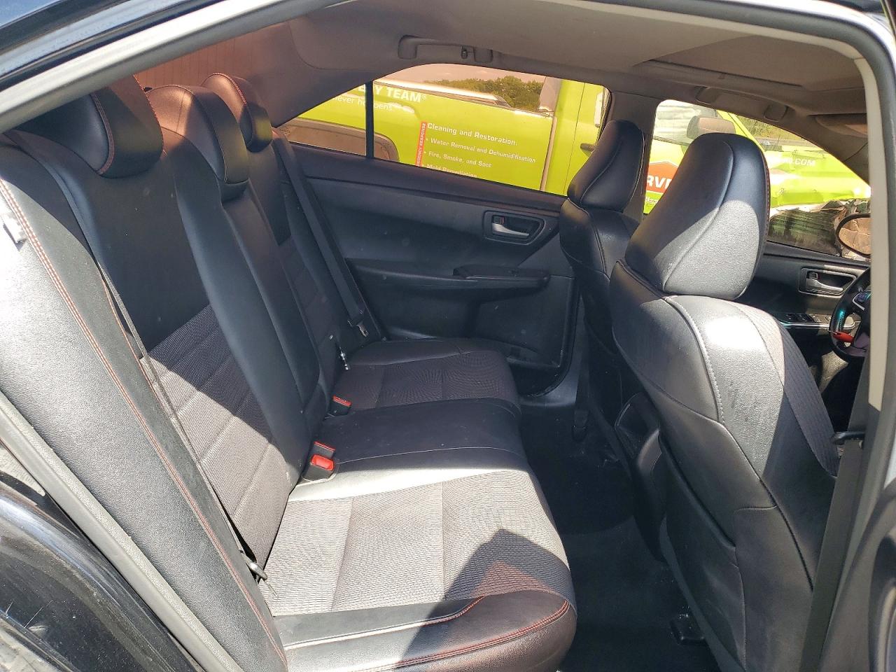 Toyota Camry Se