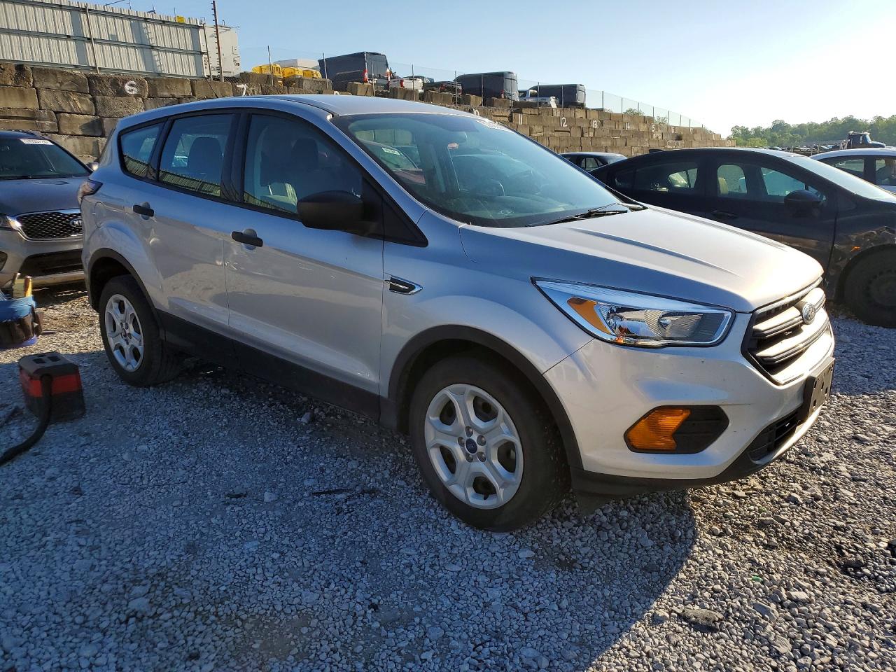 Ford Escape S