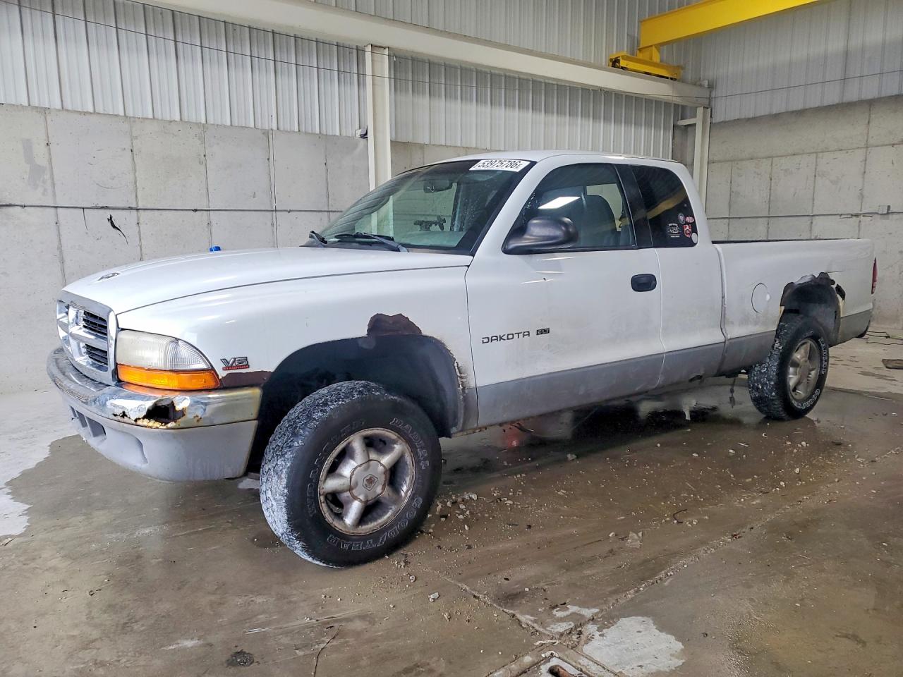 Salvage Dodge Dakota Image