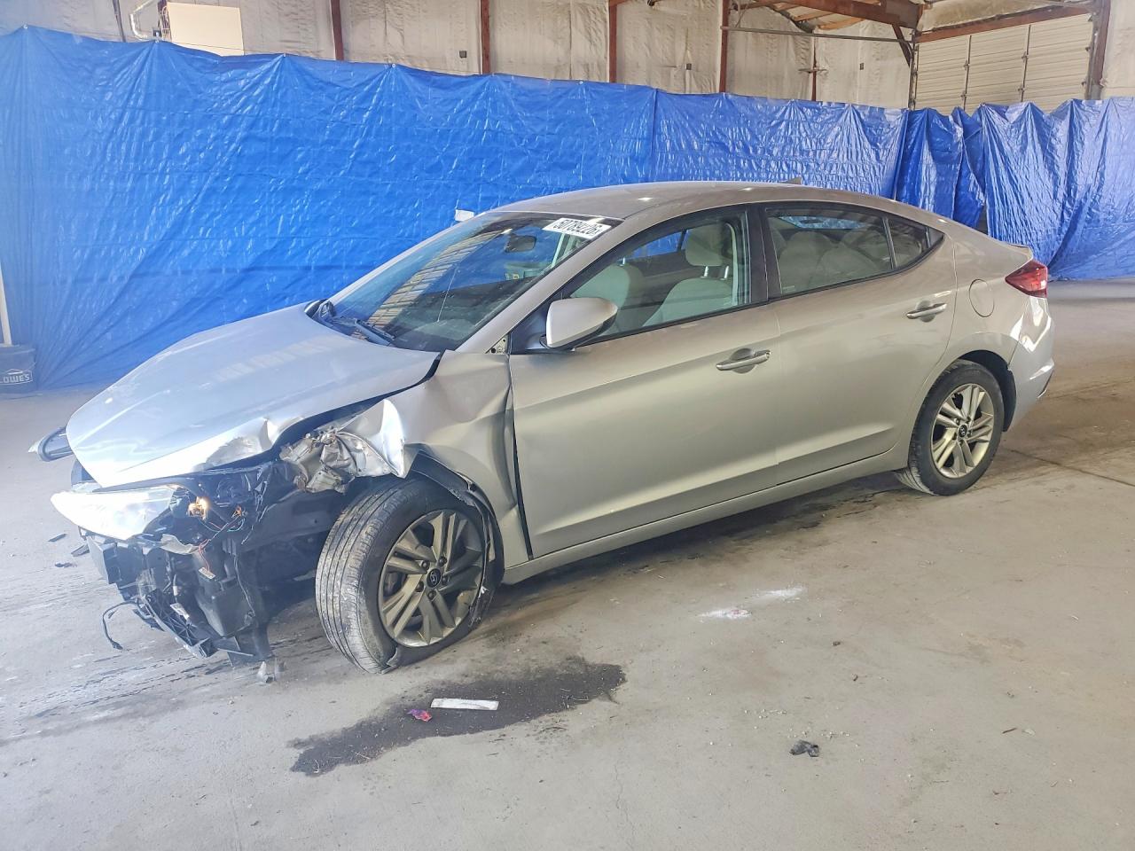 Salvage Hyundai ELANTRA Image