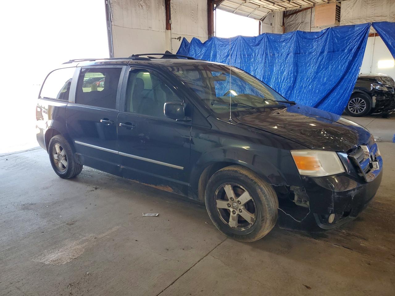 Dodge Caravan Sxt