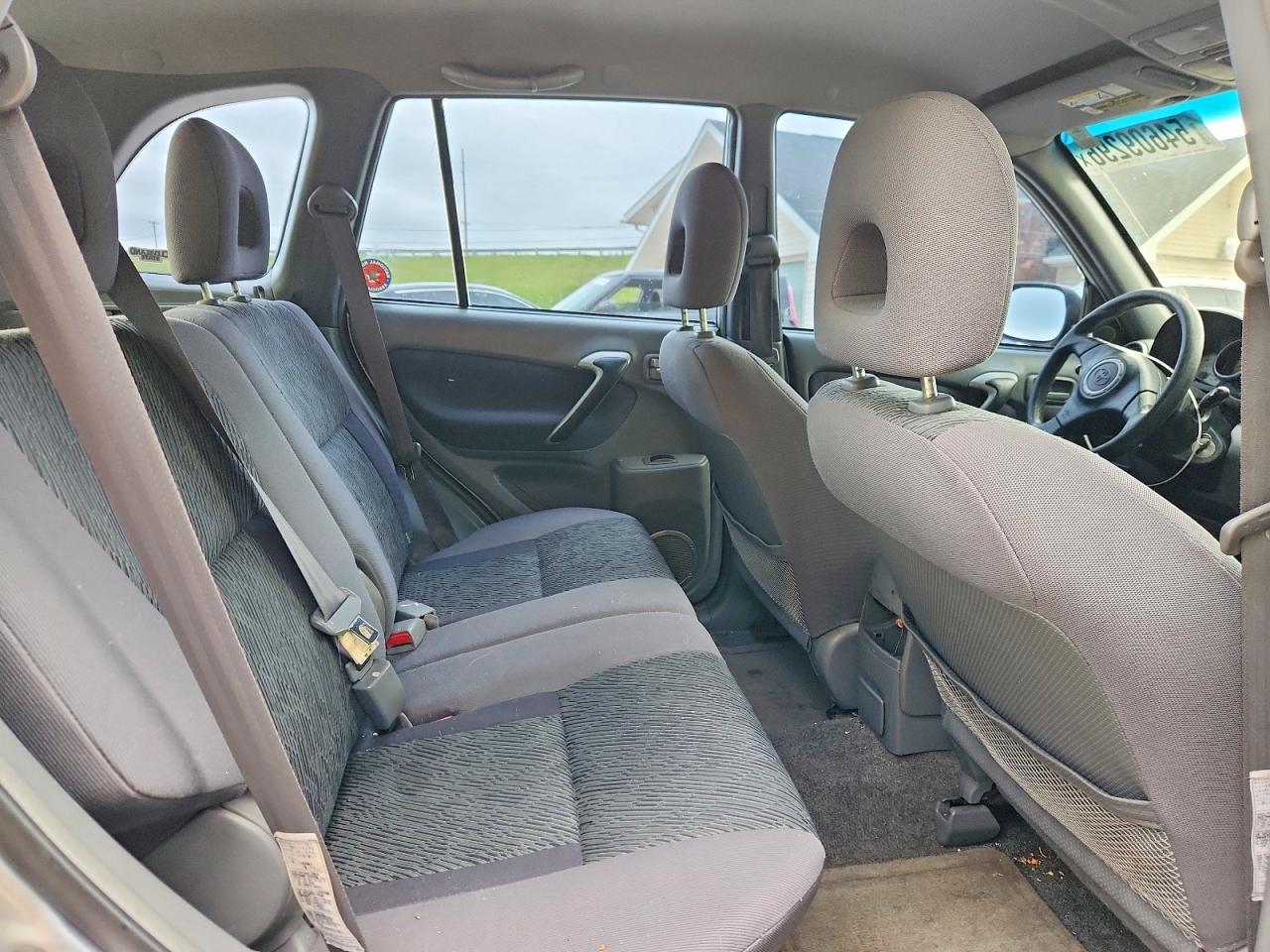 Toyota RAV4 Base