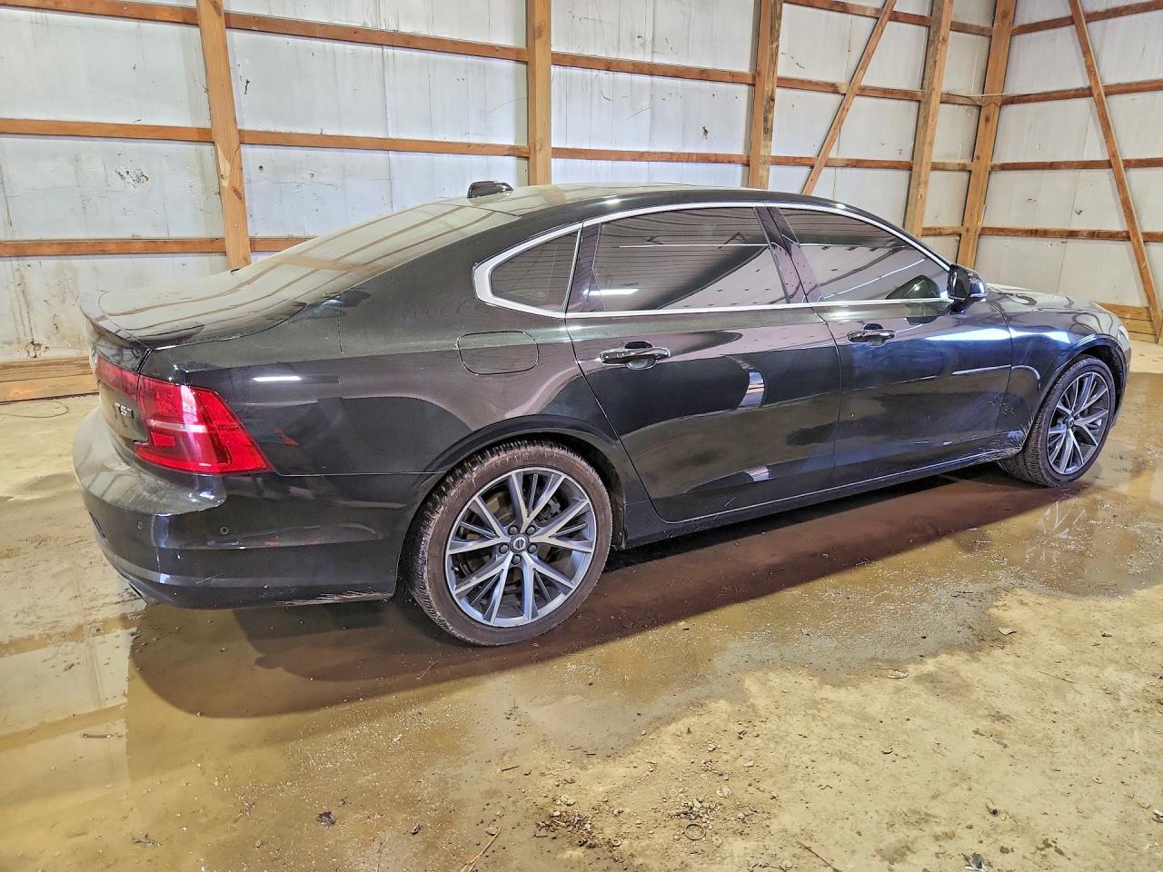 Volvo S90 T5 Momentum