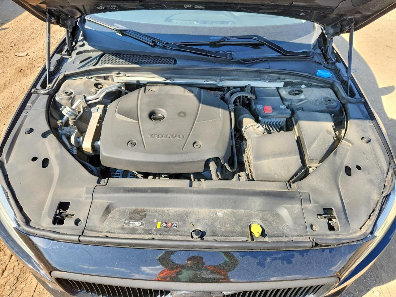 Volvo S90 T5 Momentum
