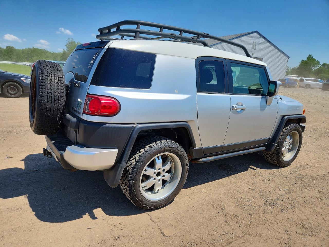 Toyota FJ Cruiser Base