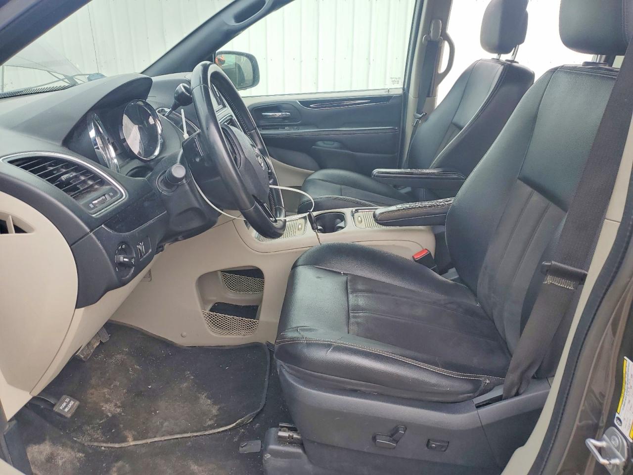 Dodge Caravan Sxt