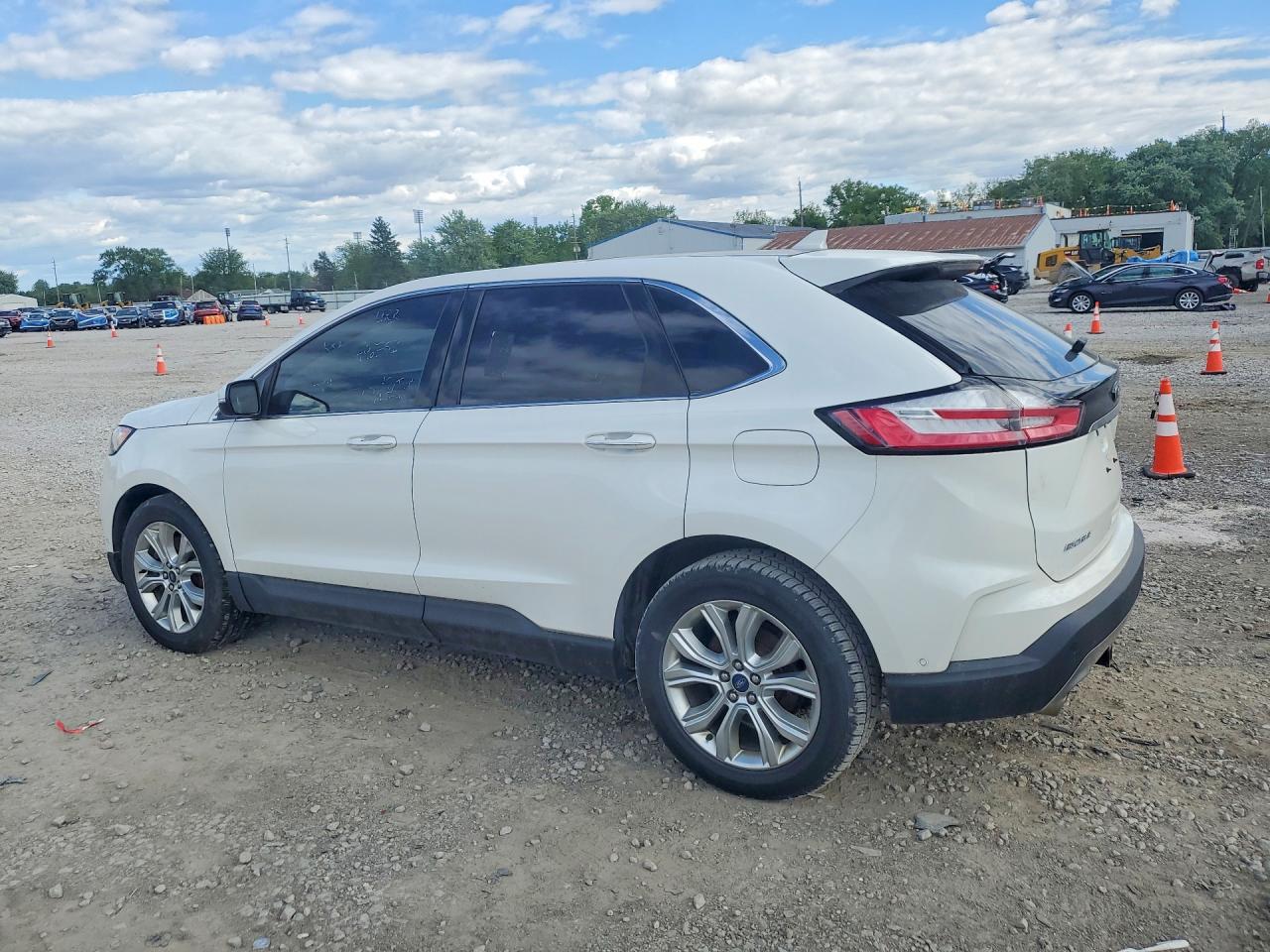 Ford Edge Titanium