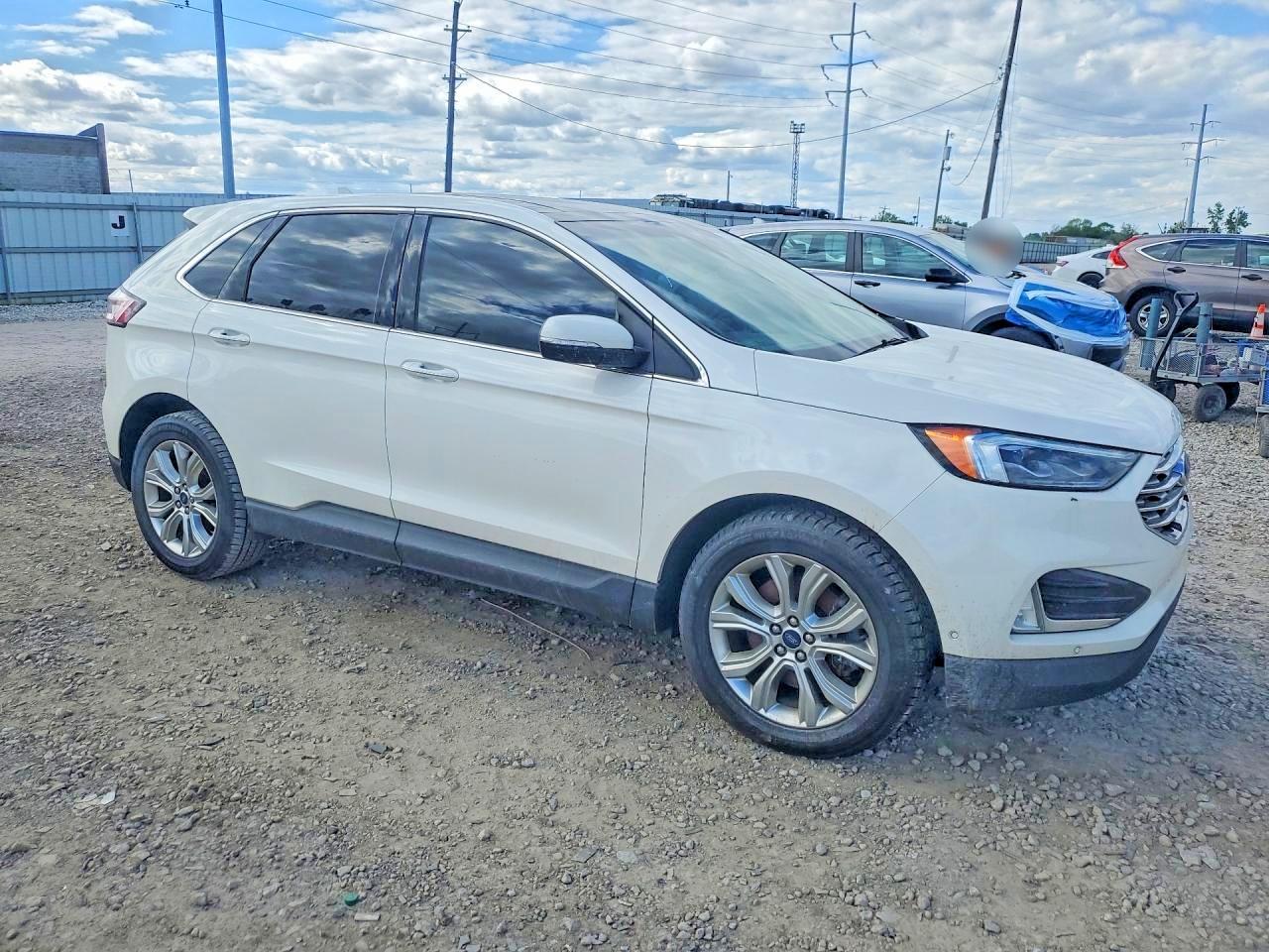 Ford Edge Titanium