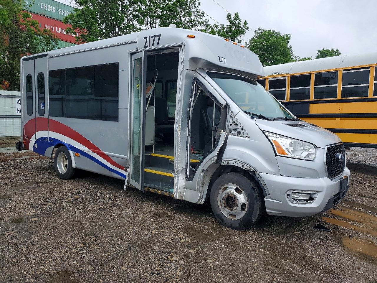 Salvage Ford Transit Image