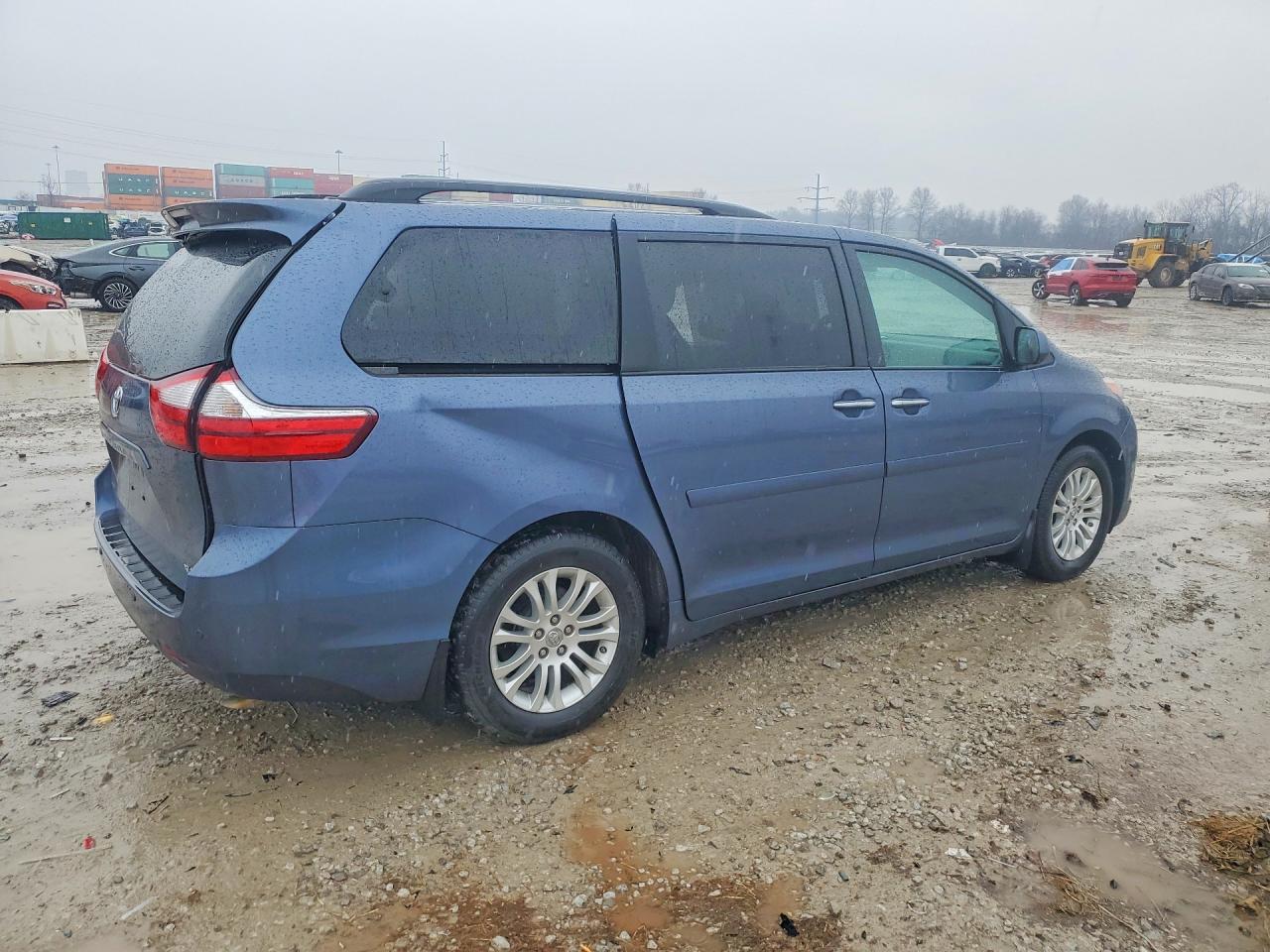 Toyota Sienna Xle 8-passenger