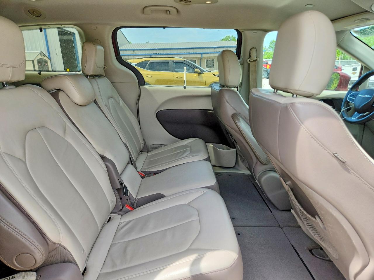 Chrysler Pacifica Touring L