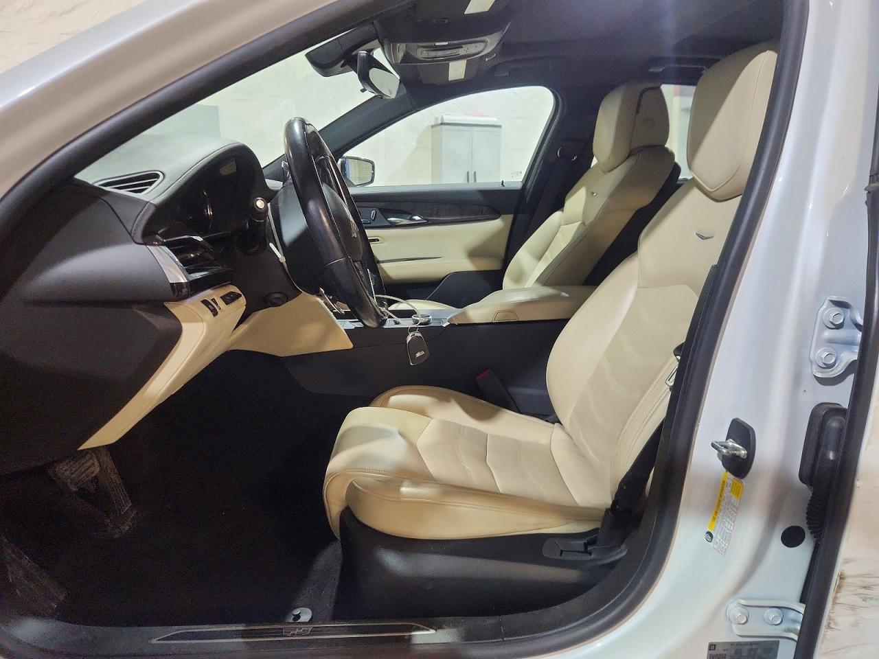 Cadillac CT6 Luxury Csav