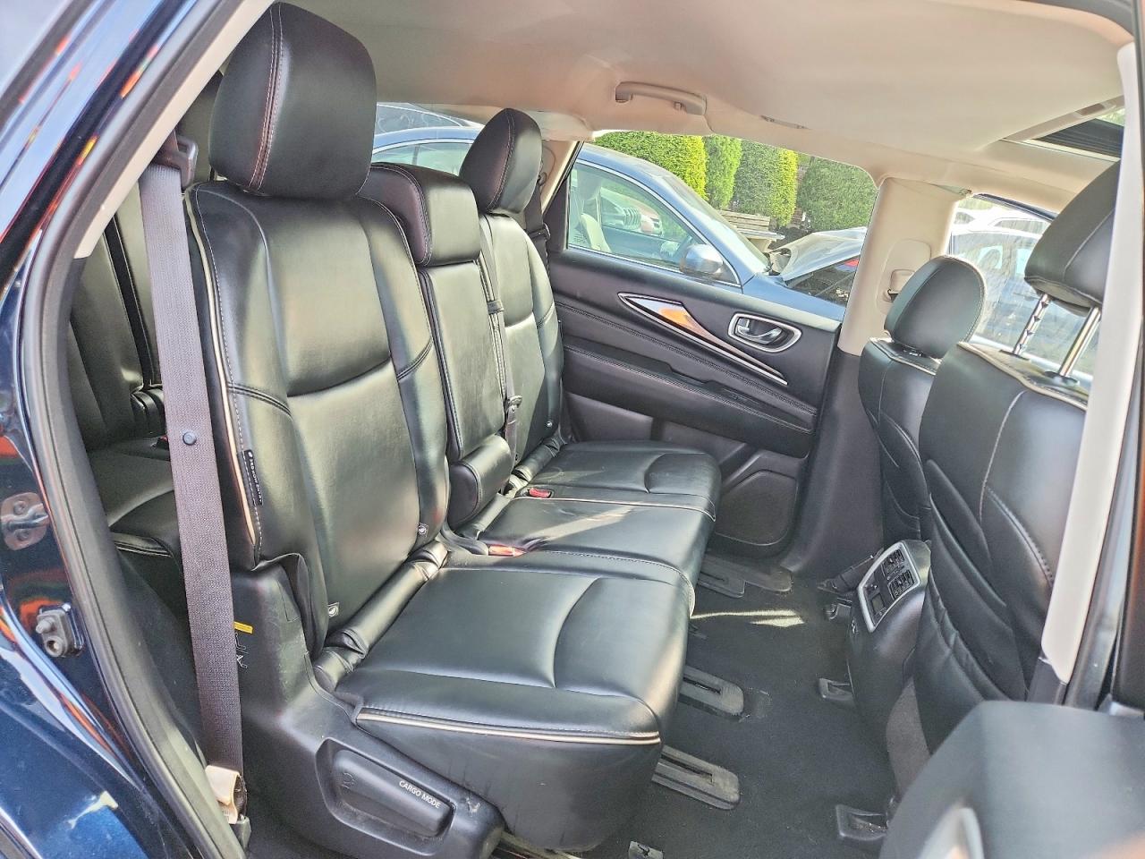 INFINITI Qx Pure