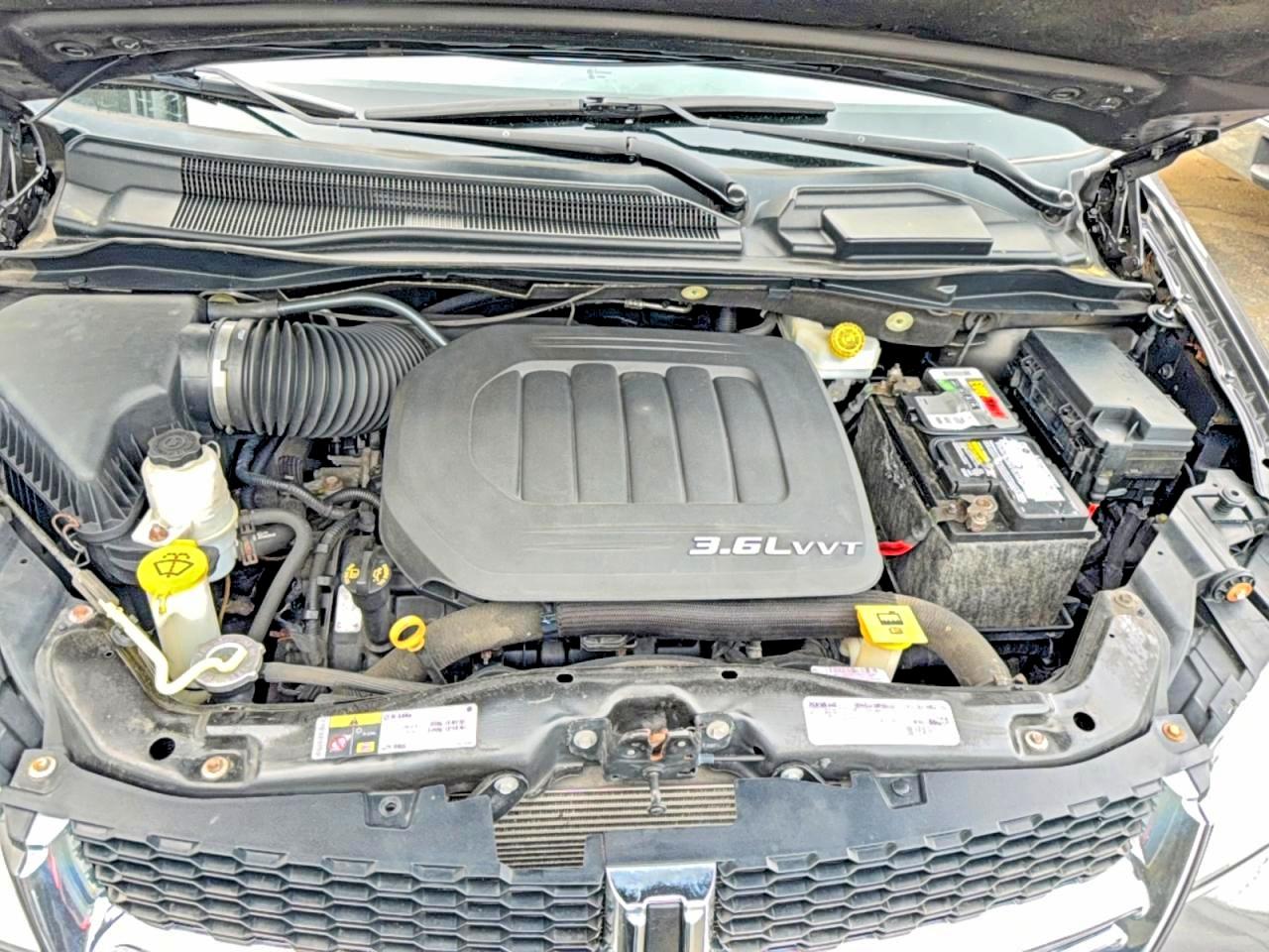 Dodge Caravan Sxt