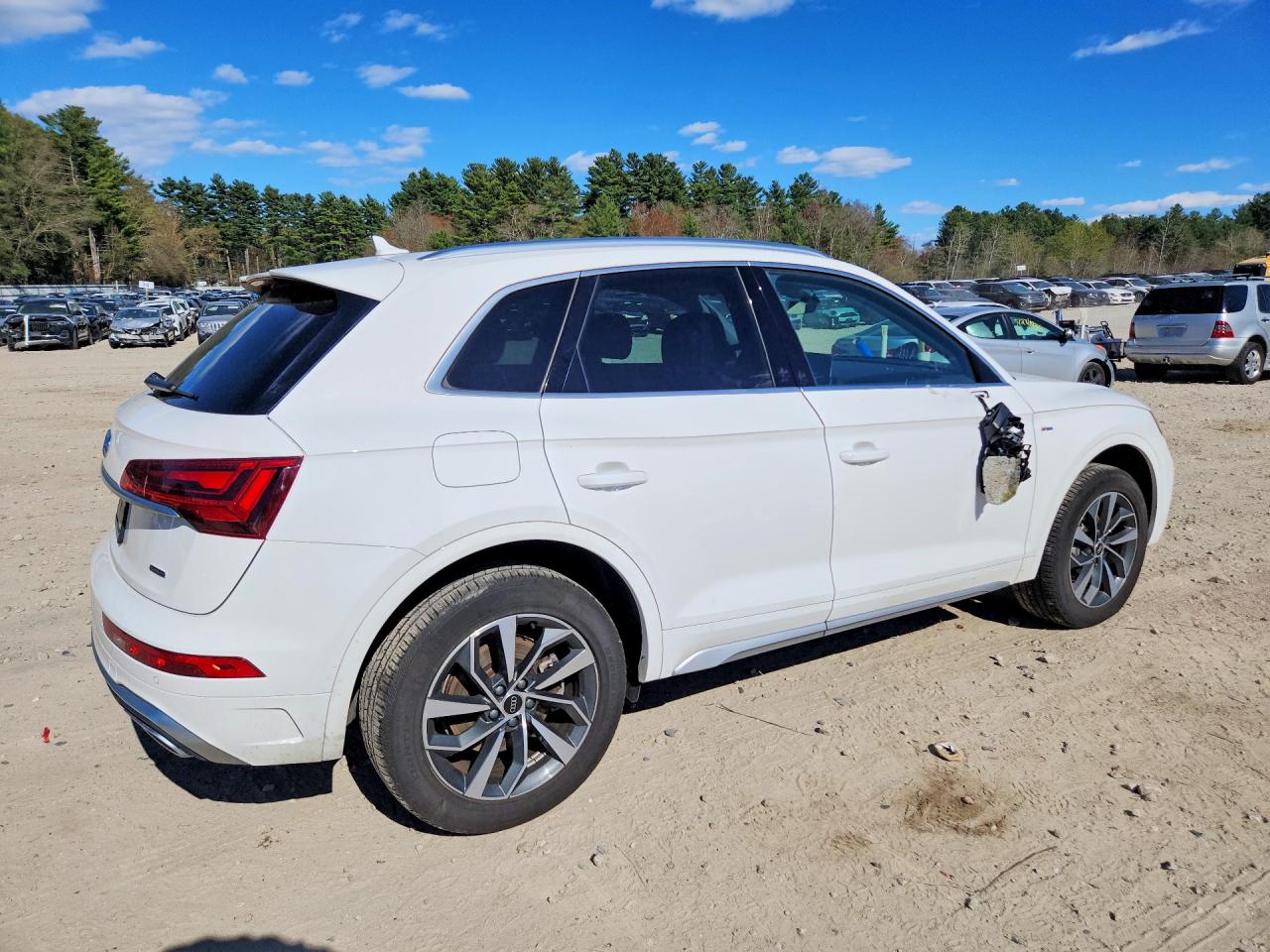 Audi Q5 Premium Plus 45