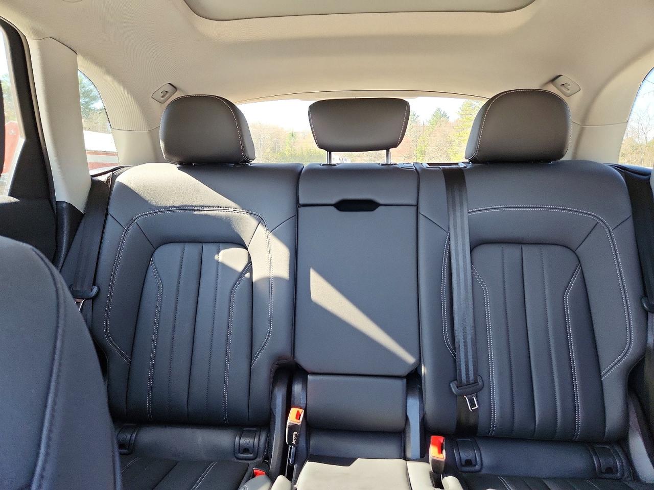 Audi Q5 Premium Plus 45