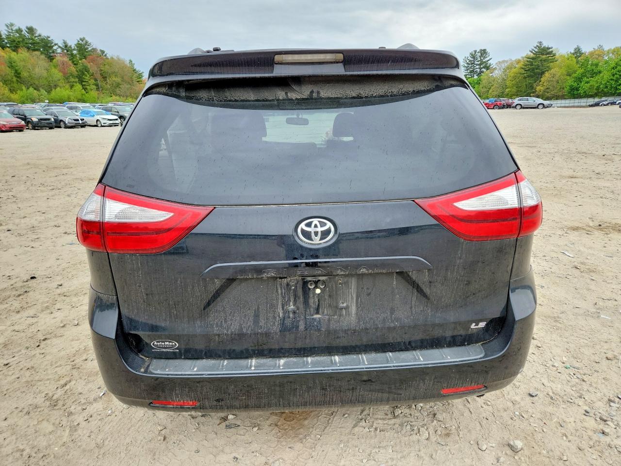 Toyota Sienna Le