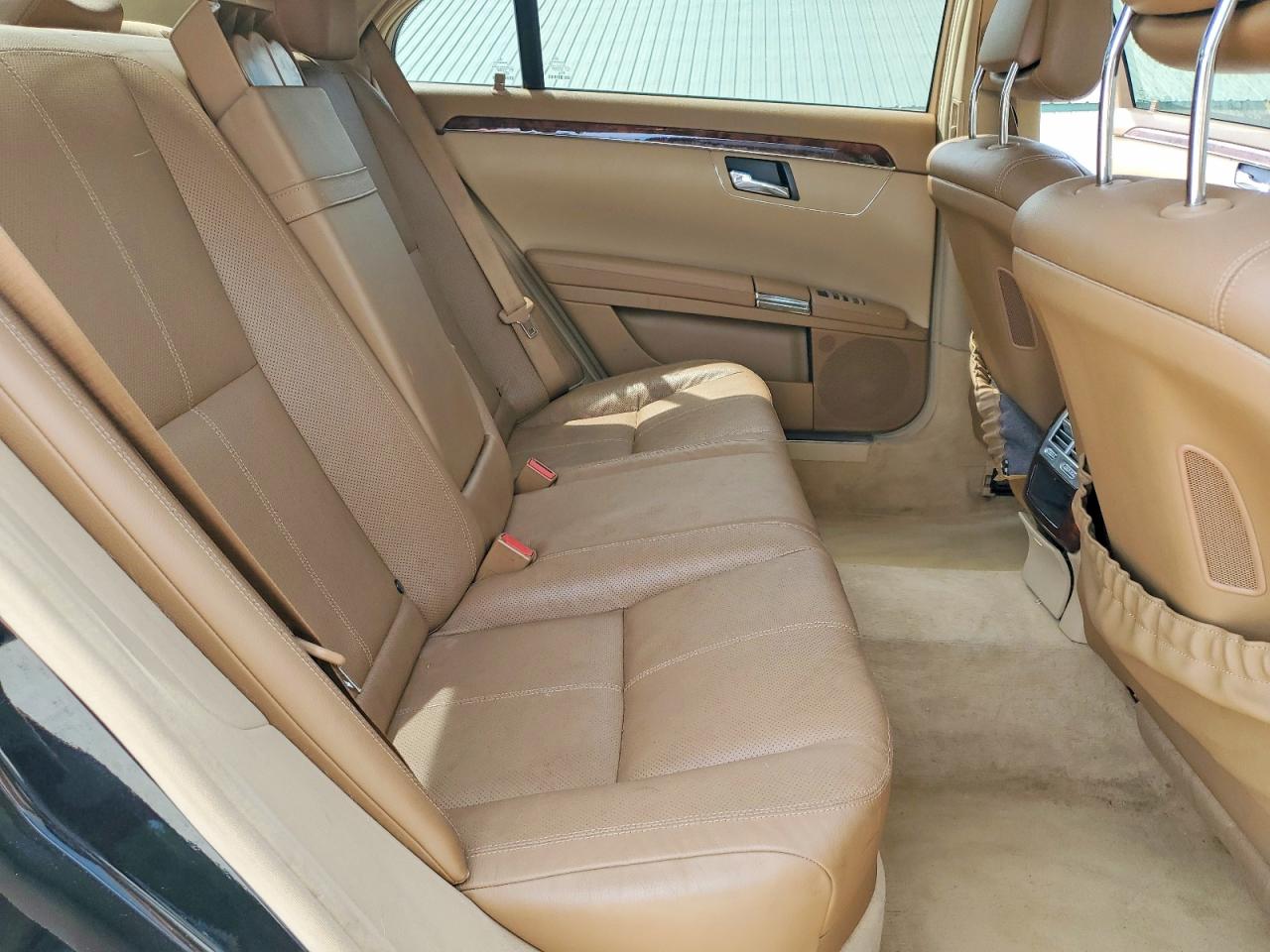 Mercedes-Benz S-Class 550 4matic