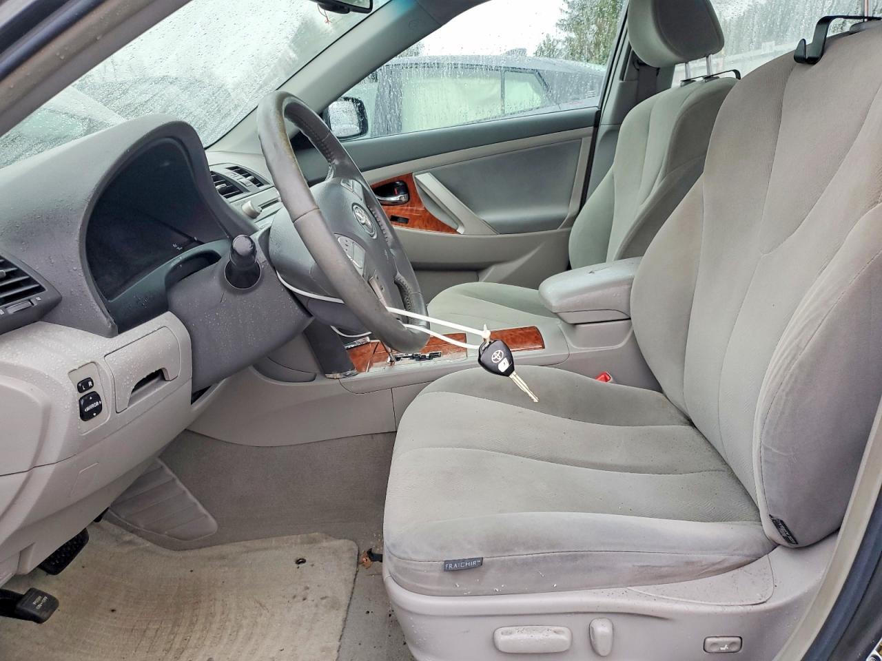 Toyota Camry Xle