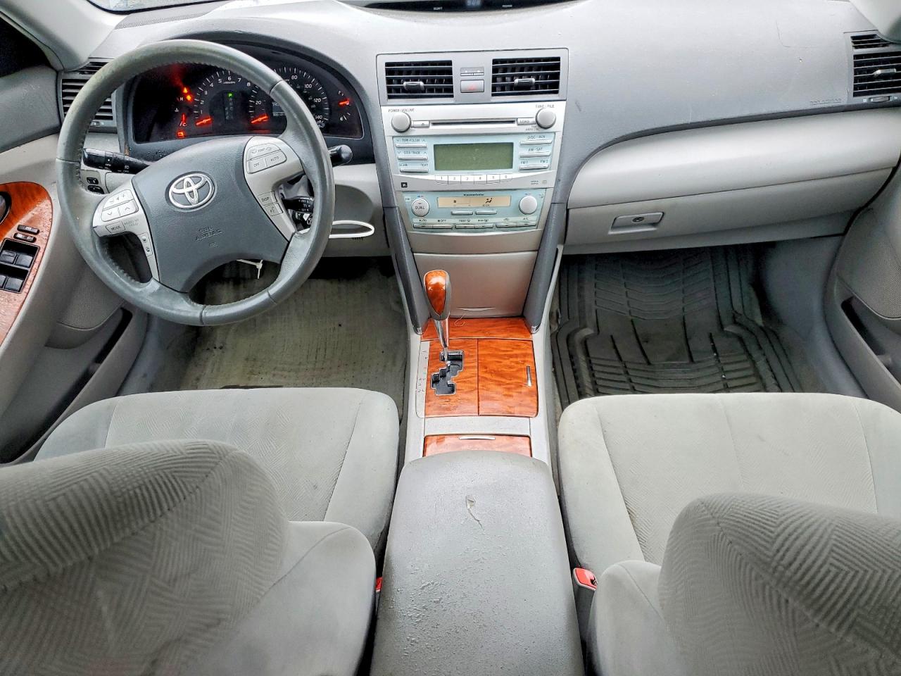 Toyota Camry Xle