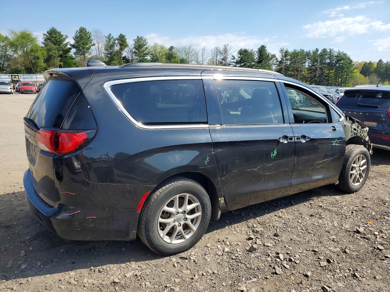 Chrysler Minivan Lxi