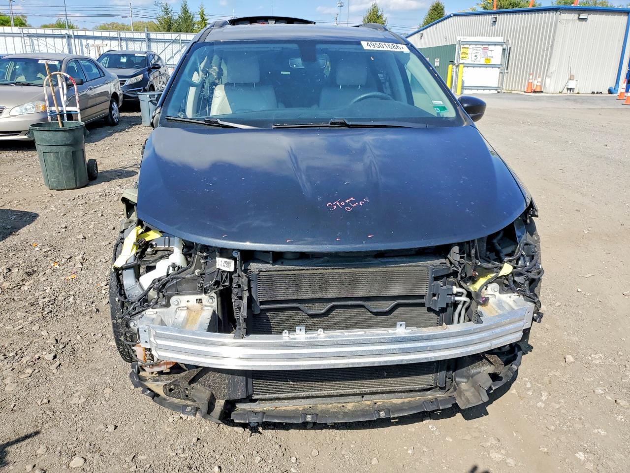 Chrysler Minivan Lxi
