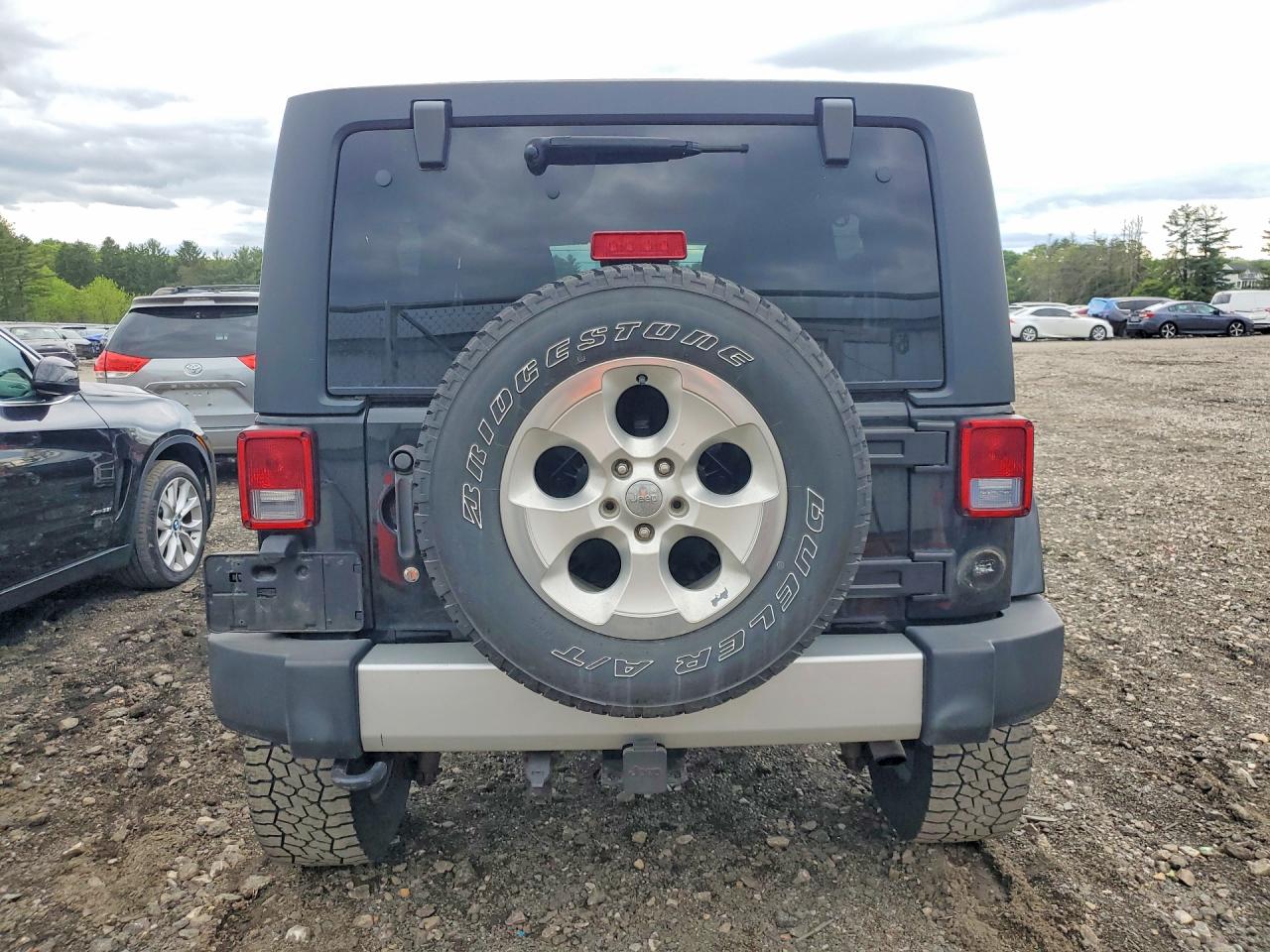 Jeep Wrangler Sahara