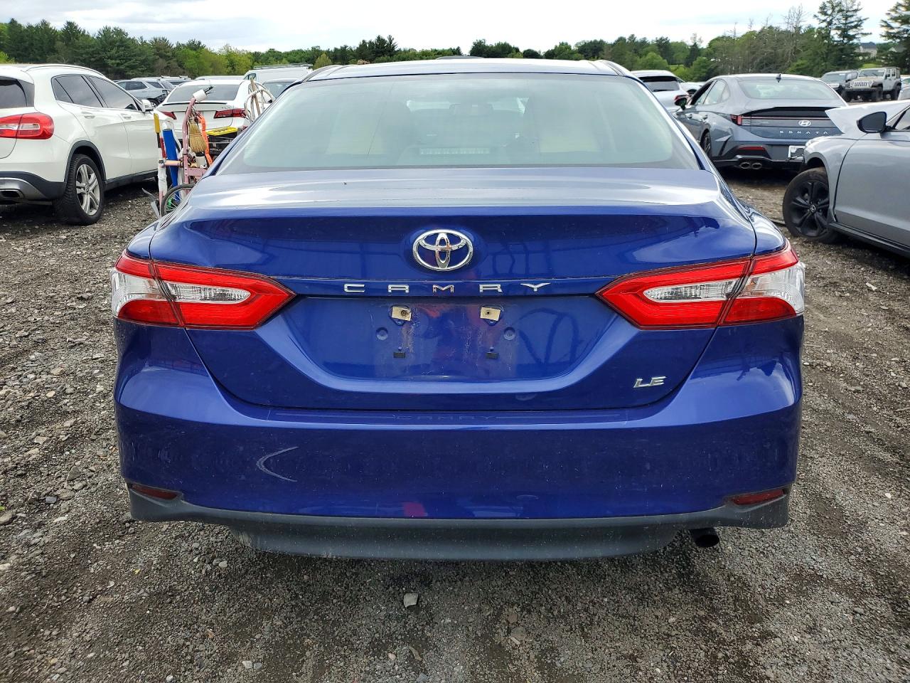 Toyota Camry Le
