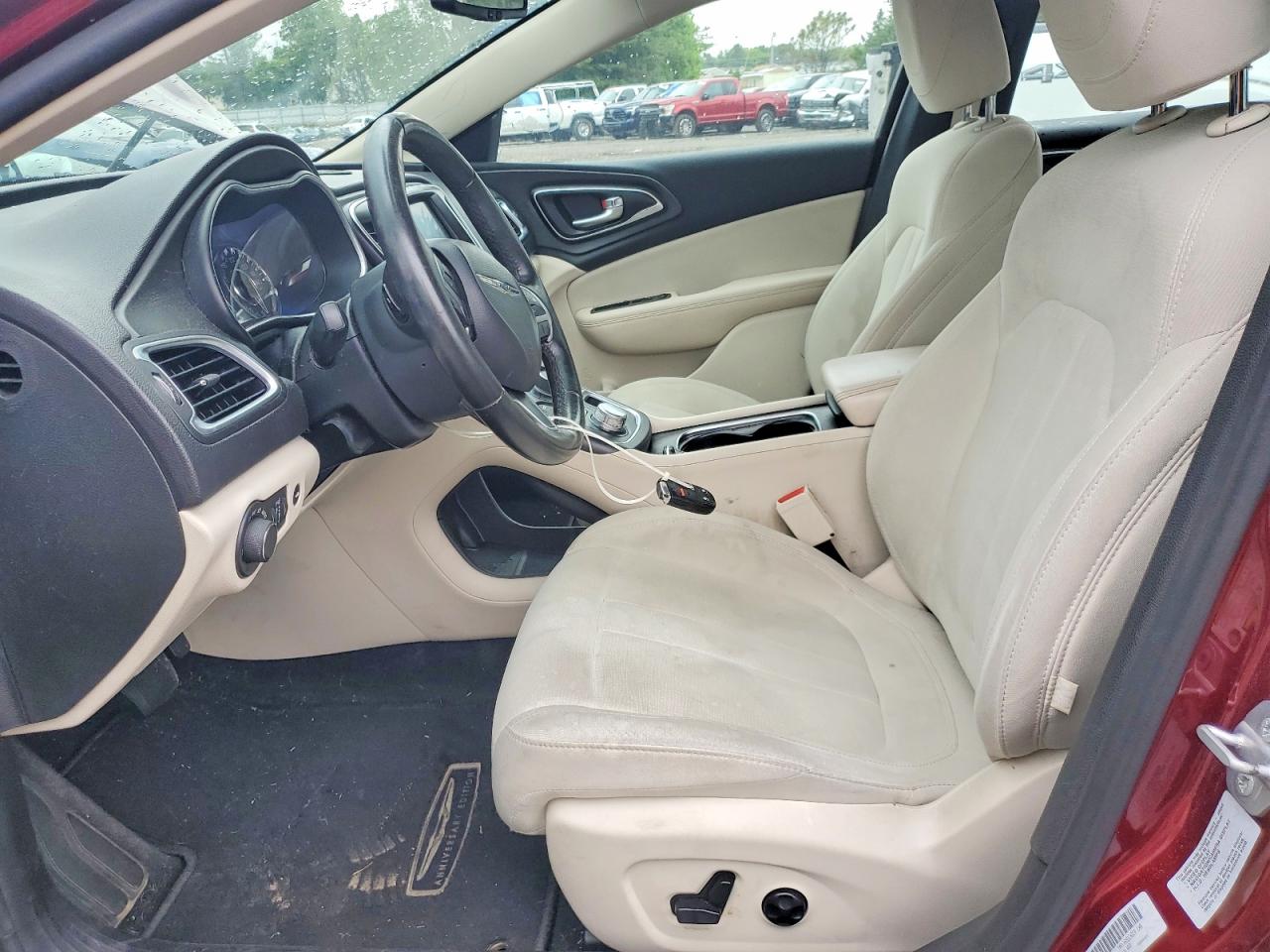 Chrysler 200