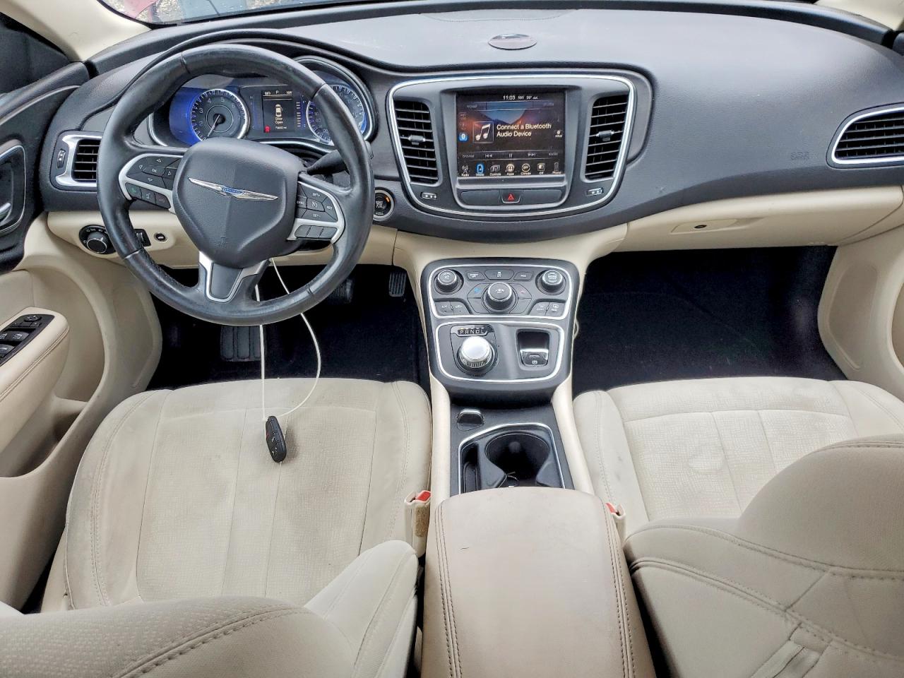Chrysler 200