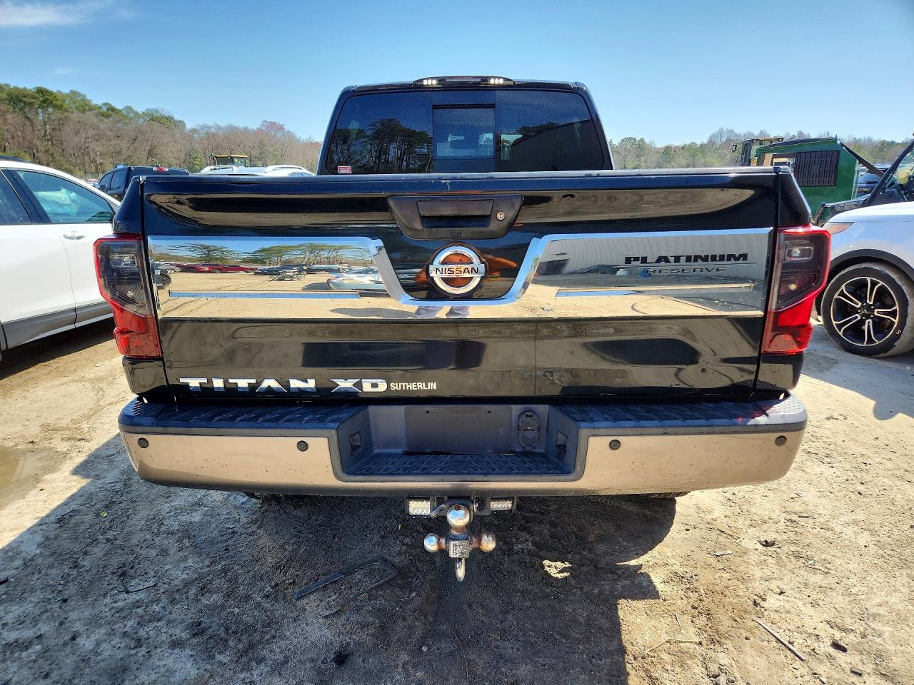 Nissan Titan Platinum Reserve