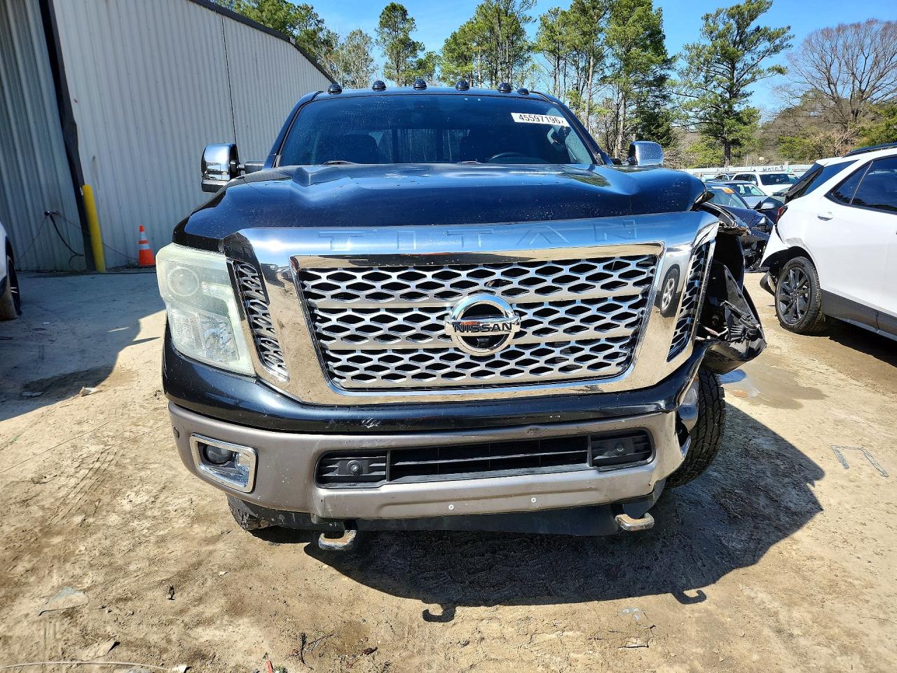 Nissan Titan Platinum Reserve