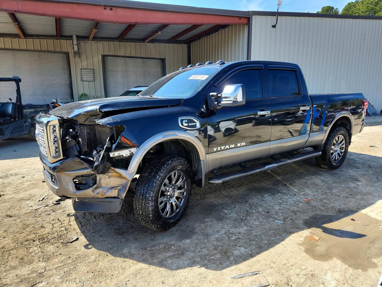 Salvage Nissan Titan Image