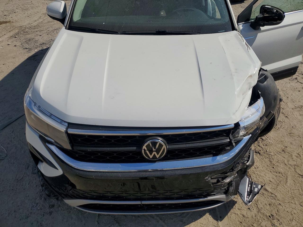 Volkswagen Taos Se Iq Drive