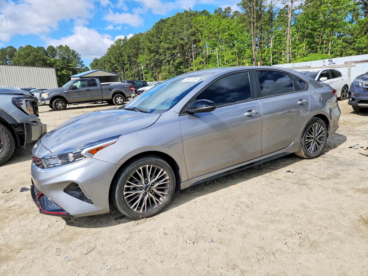 Salvage Kia Forte Image