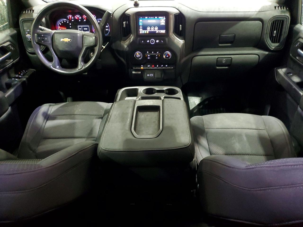 Chevrolet Silverado C1500