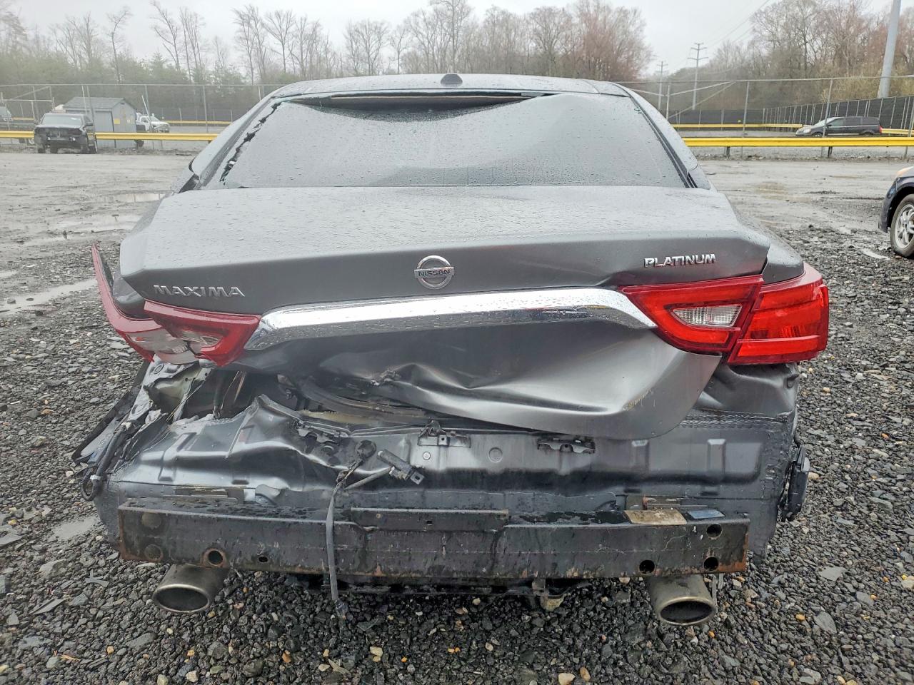 Nissan Maxima Platinum