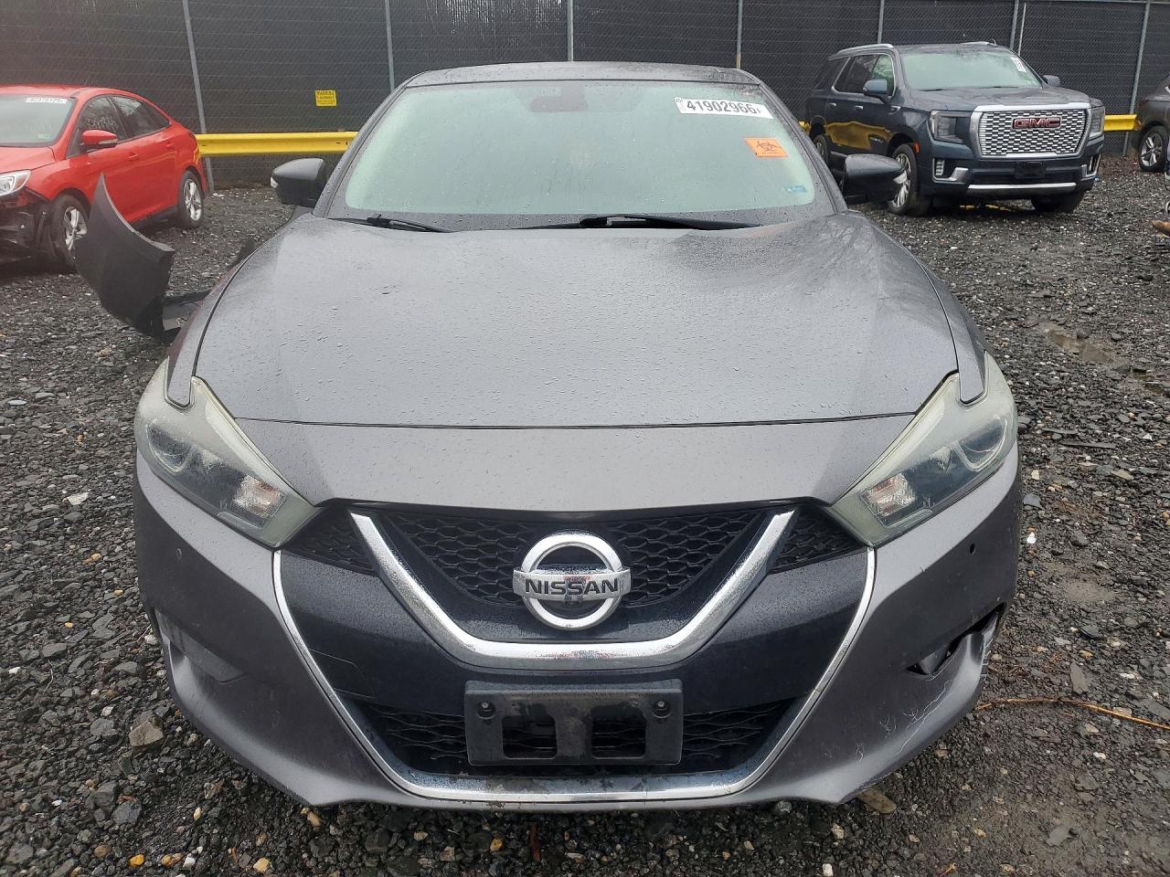 Nissan Maxima Platinum