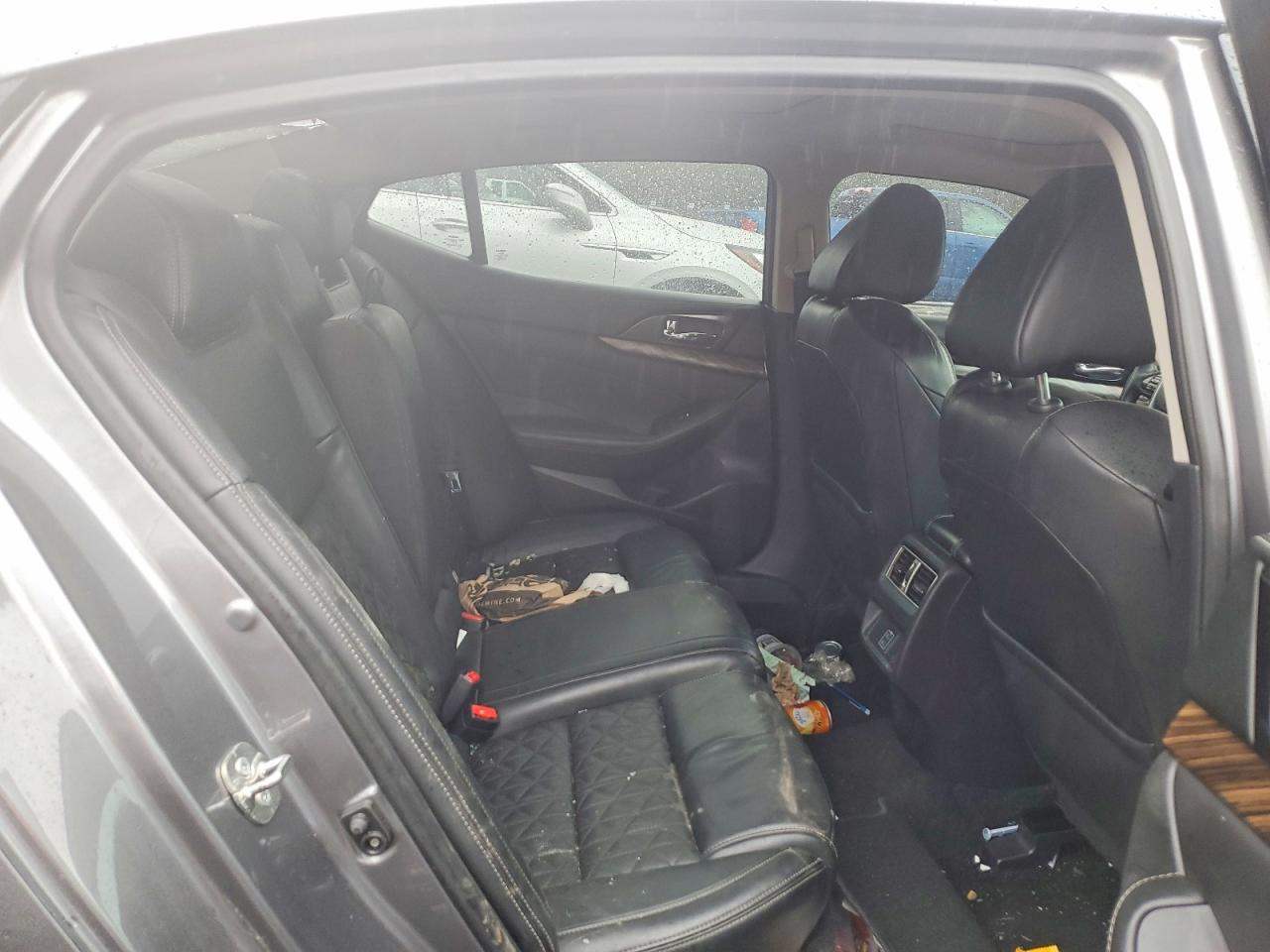 Nissan Maxima Platinum