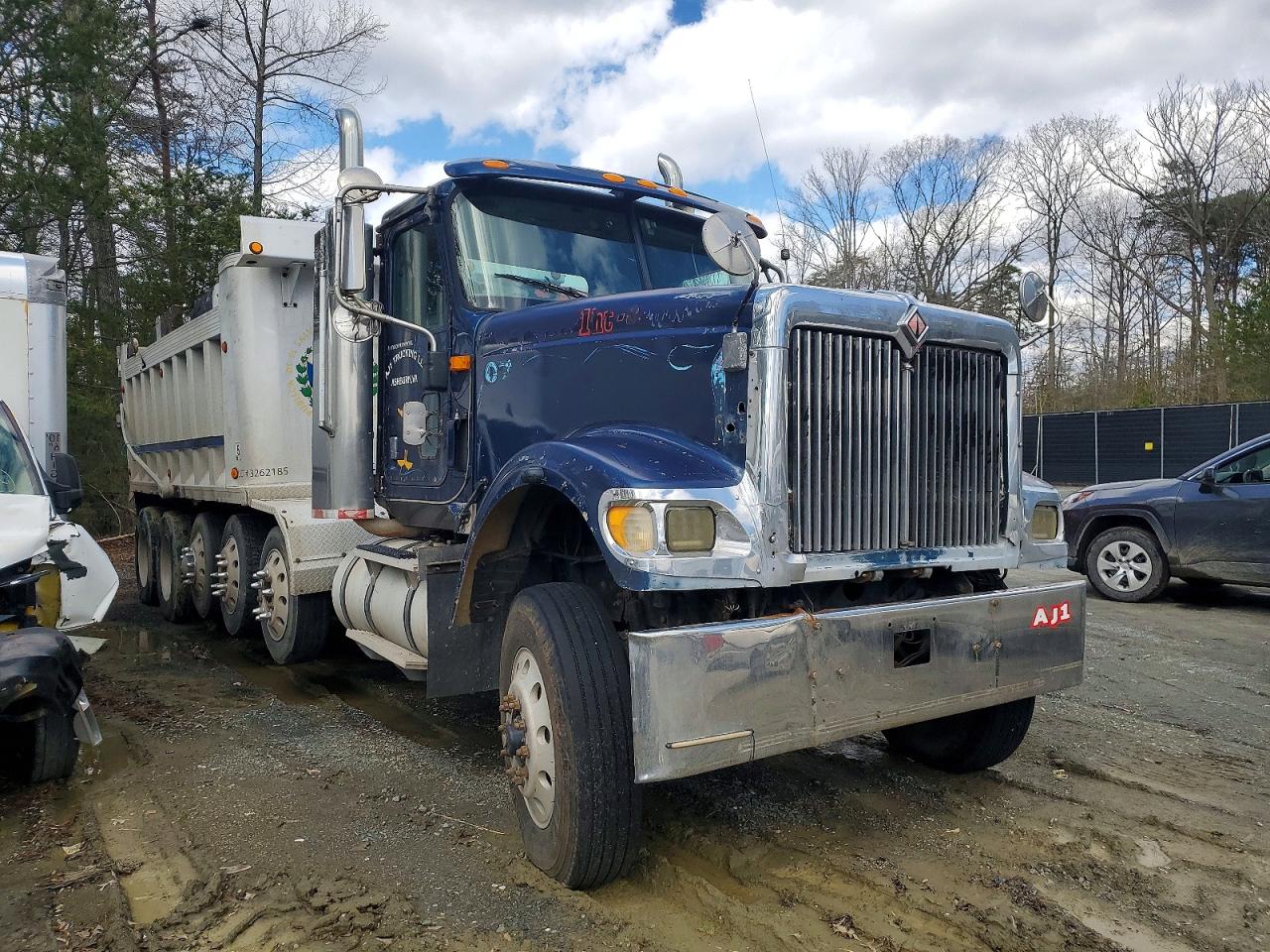 Salvage International Dump Trl Image