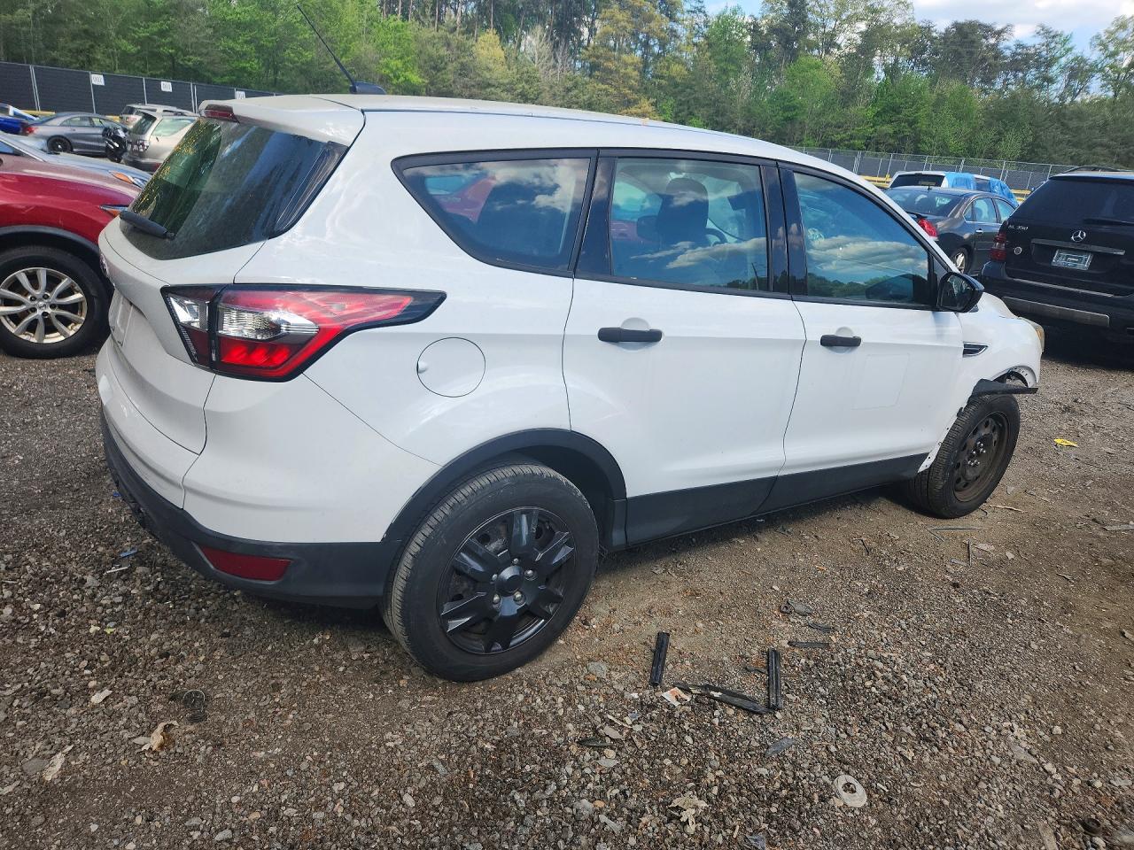 Ford Escape S