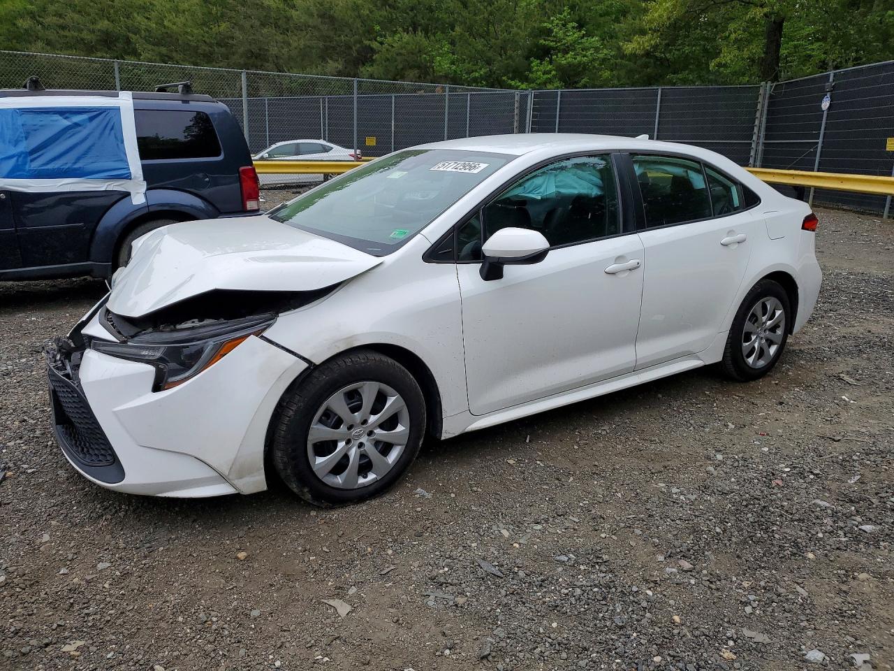 Salvage Toyota Corolla Image