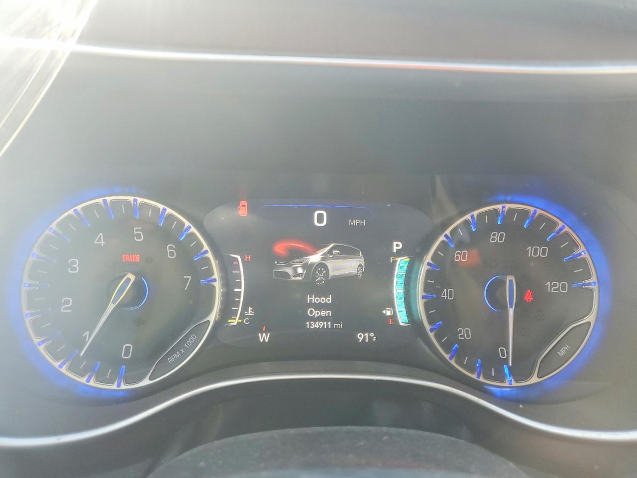 Chrysler Pacifica Limited